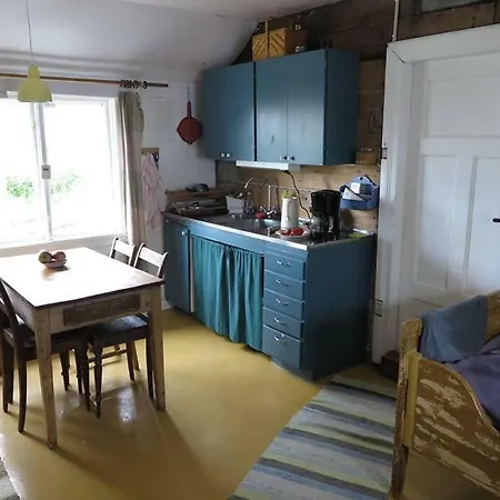 Kolbjorns Rorbu Pa Skrova
